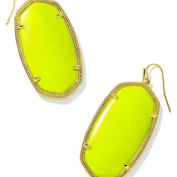 Kendra Scott
Danielle Gold Solid yellow neon Drop Earrings - Picture 4 of 4